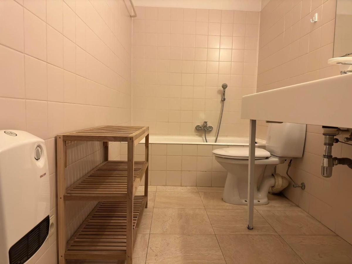 Windjammer 601 نيوبورت المظهر الخارجي الصورة